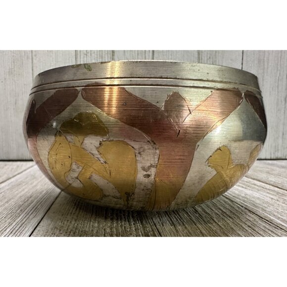 Vtg Nepal Tibetan Singing Bowl Only 4" Diameter 2.5" Tall Meditation Healing - Picture 4 of 11